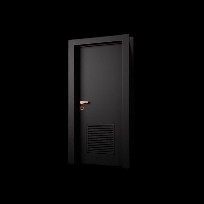 Porta preta com veneziana de madeira na parte inferior. Com maçaneta na cor Red Gold. 