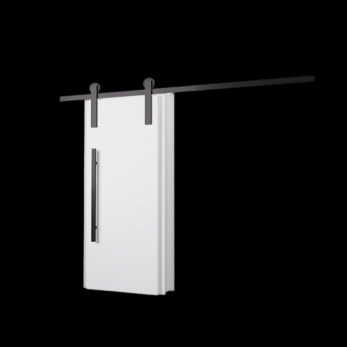 Porta de correr branca com roldana aparente preta e puxador vertical, em fundo branco.